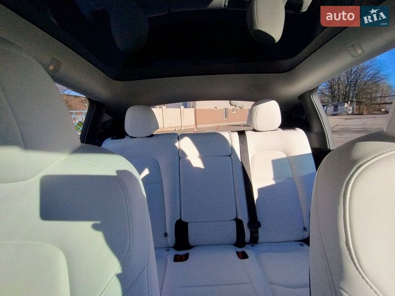 Внедорожник / Кроссовер Tesla Model Y 2024 в Житомире фото 42 Внедорожник / Кроссовер Tesla Model Y 2024 в Житомире