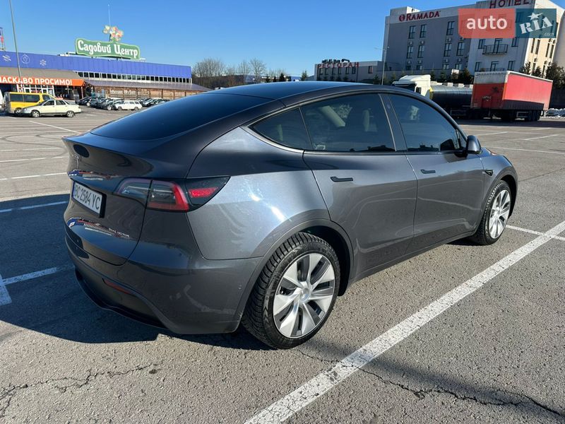 Внедорожник / Кроссовер Tesla Model Y 2021 в Львове фото 4 Внедорожник / Кроссовер Tesla Model Y 2021 в Львове
