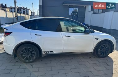 Позашляховик / Кросовер Tesla Model Y 2021 в Львові