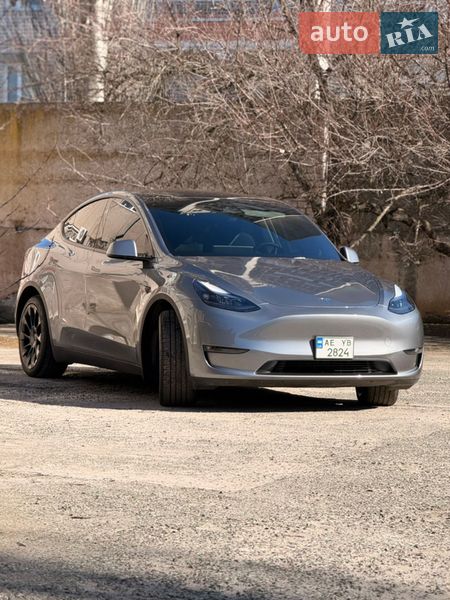 Позашляховик / Кросовер Tesla Model Y 2024 в Дніпрі