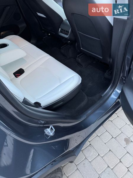 Позашляховик / Кросовер Tesla Model Y 2022 в Вінниці