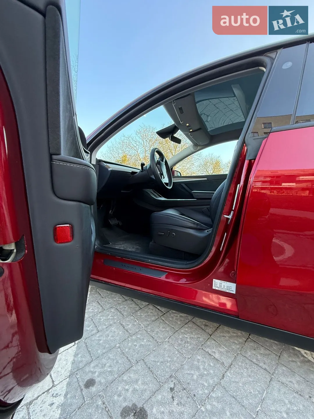 2024 Tesla Model Y - мініатюра 11