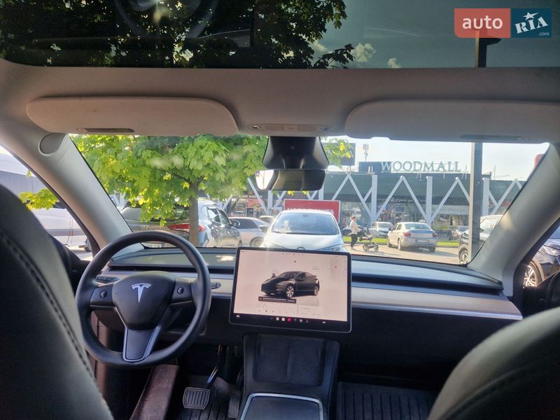 Позашляховик / Кросовер Tesla Model Y 2023 в Хмельницькому