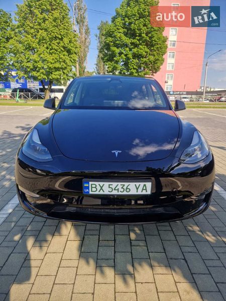 Позашляховик / Кросовер Tesla Model Y 2023 в Хмельницькому