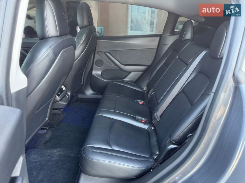 Внедорожник / Кроссовер Tesla Model Y 2020 в Луцке