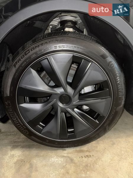 Внедорожник / Кроссовер Tesla Model Y 2025 в Киеве фото 25 Внедорожник / Кроссовер Tesla Model Y 2025 в Киеве