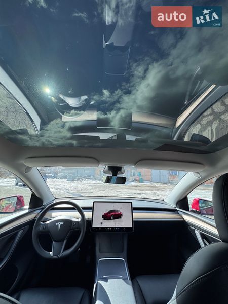 Позашляховик / Кросовер Tesla Model Y 2023 в Києві