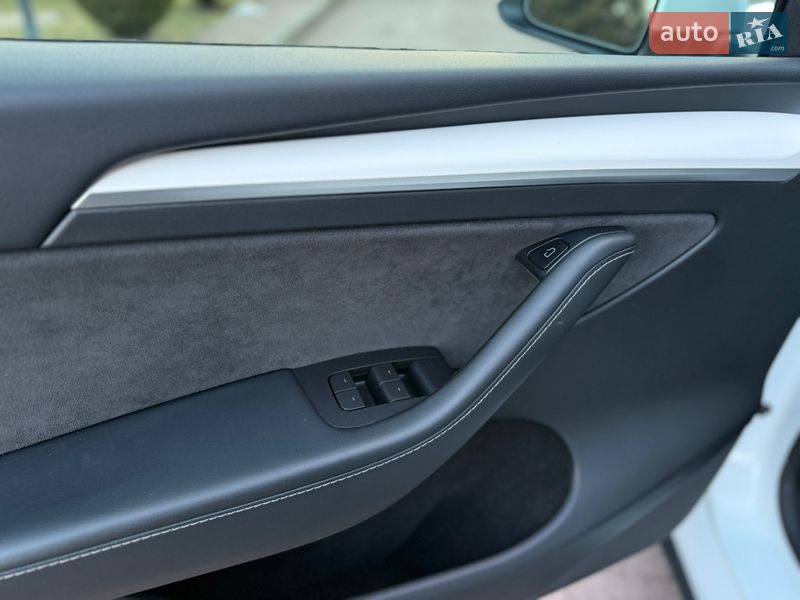 Внедорожник / Кроссовер Tesla Model Y 2022 в Стрые фото 44 Внедорожник / Кроссовер Tesla Model Y 2022 в Стрые