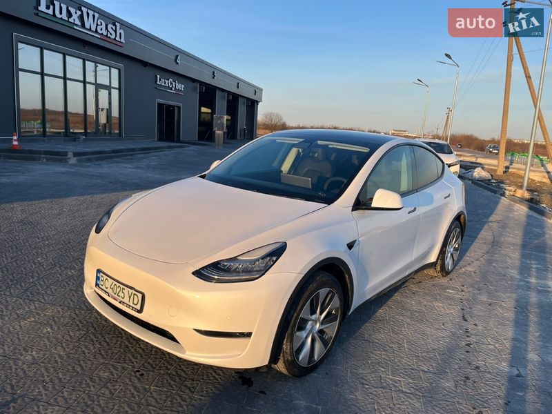 Внедорожник / Кроссовер Tesla Model Y 2020 в Львове