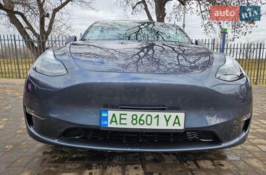Внедорожник / Кроссовер Tesla Model Y 2023 в Кривом Роге