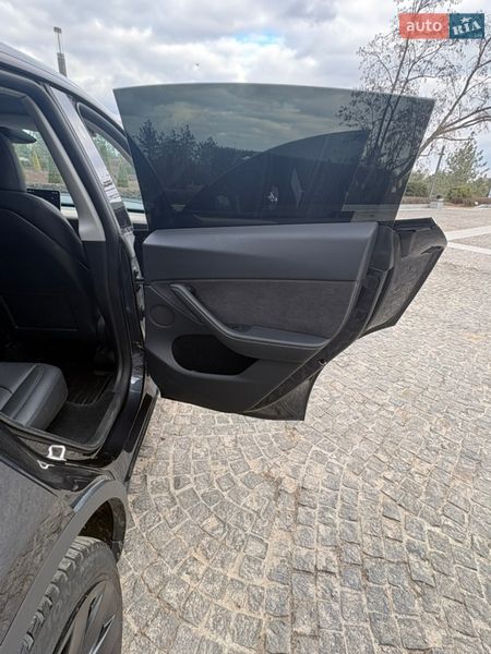 Позашляховик / Кросовер Tesla Model Y 2024 в Дніпрі