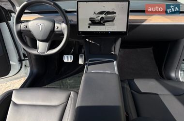 Внедорожник / Кроссовер Tesla Model Y 2022 в Киеве