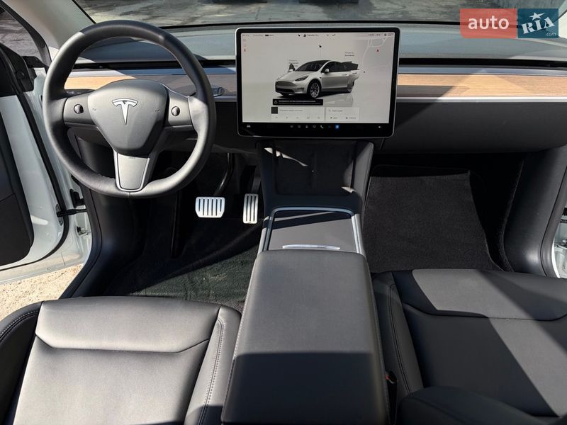 Внедорожник / Кроссовер Tesla Model Y 2022 в Киеве