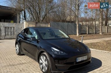 Позашляховик / Кросовер Tesla Model Y 2023 в Львові