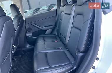 Позашляховик / Кросовер Tesla Model Y 2023 в Львові