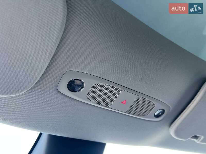 Позашляховик / Кросовер Tesla Model Y 2023 в Львові