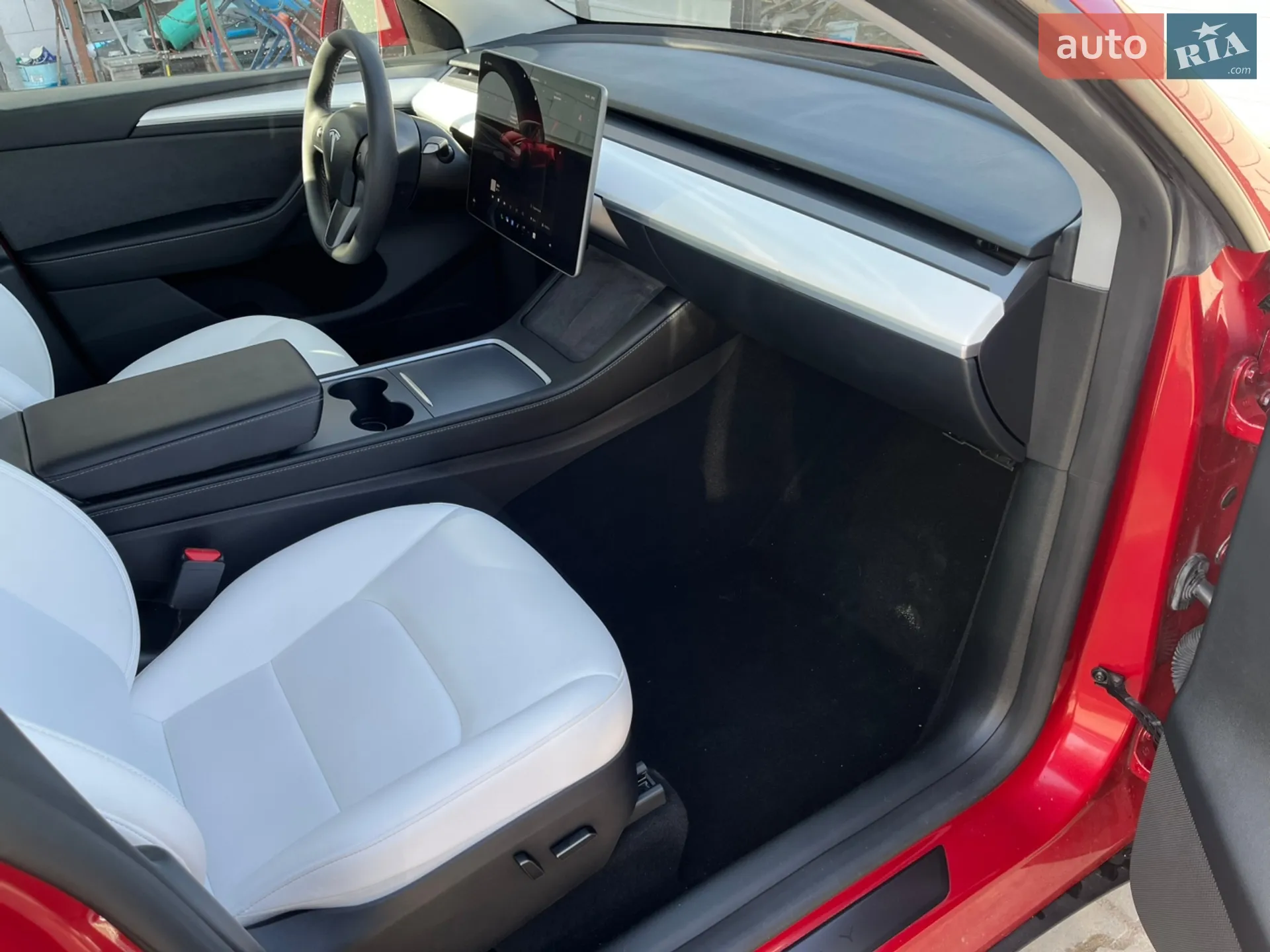 2023 Tesla Model Y - мініатюра 32