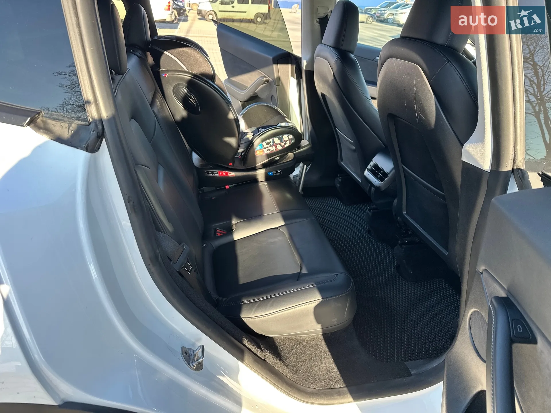 2022 Tesla Model Y - мініатюра 20
