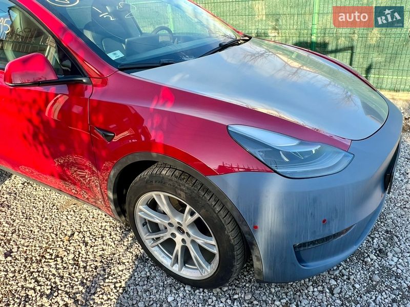 Позашляховик / Кросовер Tesla Model Y 2021 в Дніпрі