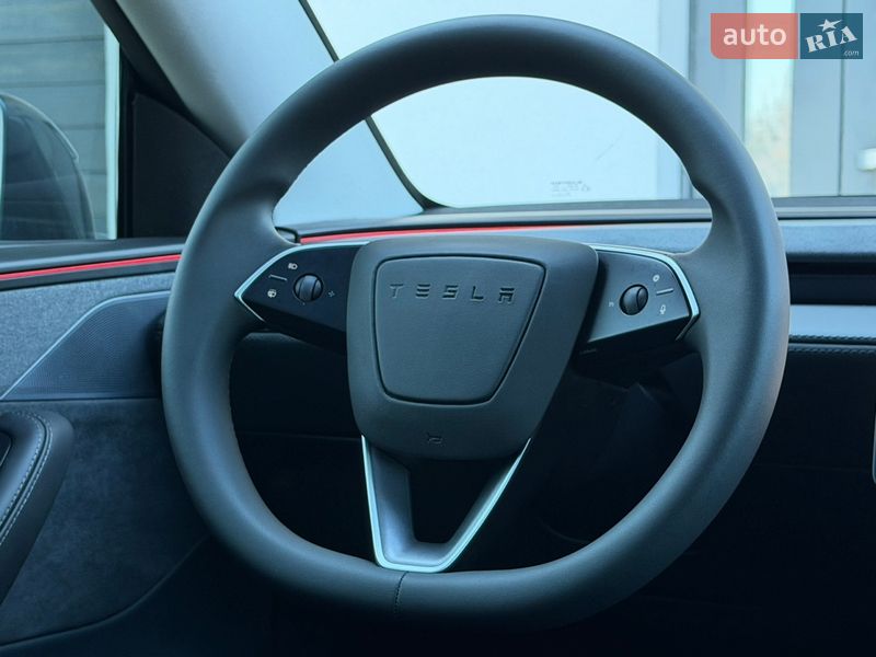 Внедорожник / Кроссовер Tesla Model Y 2025 в Дрогобыче