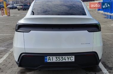 Позашляховик / Кросовер Tesla Model Y 2025 в Білій Церкві