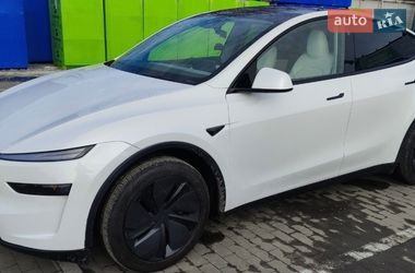 Позашляховик / Кросовер Tesla Model Y 2025 в Білій Церкві
