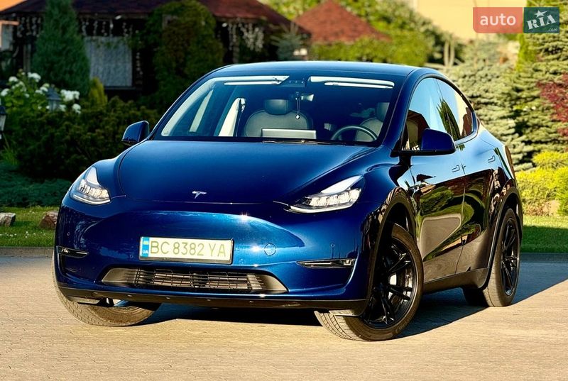 Позашляховик / Кросовер Tesla Model Y 2021 в Львові