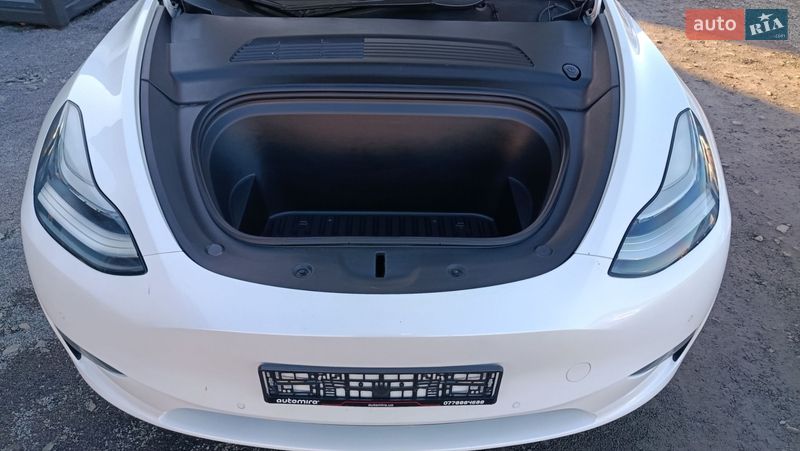 Внедорожник / Кроссовер Tesla Model Y 2020 в Луцке