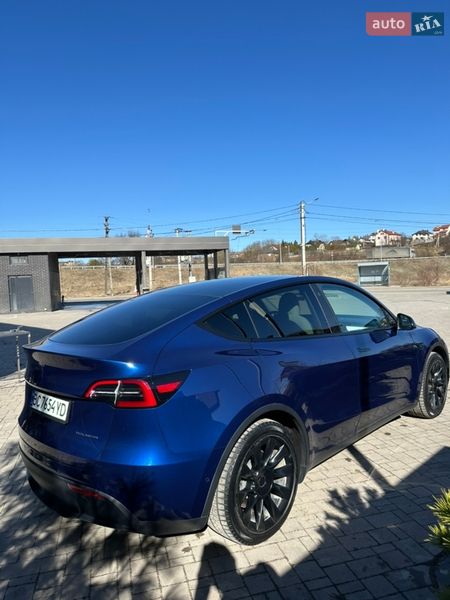 Позашляховик / Кросовер Tesla Model Y 2021 в Львові