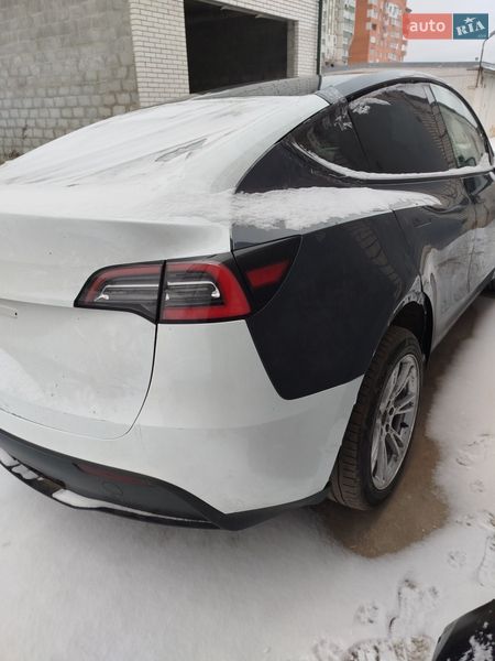 Позашляховик / Кросовер Tesla Model Y 2023 в Білій Церкві
