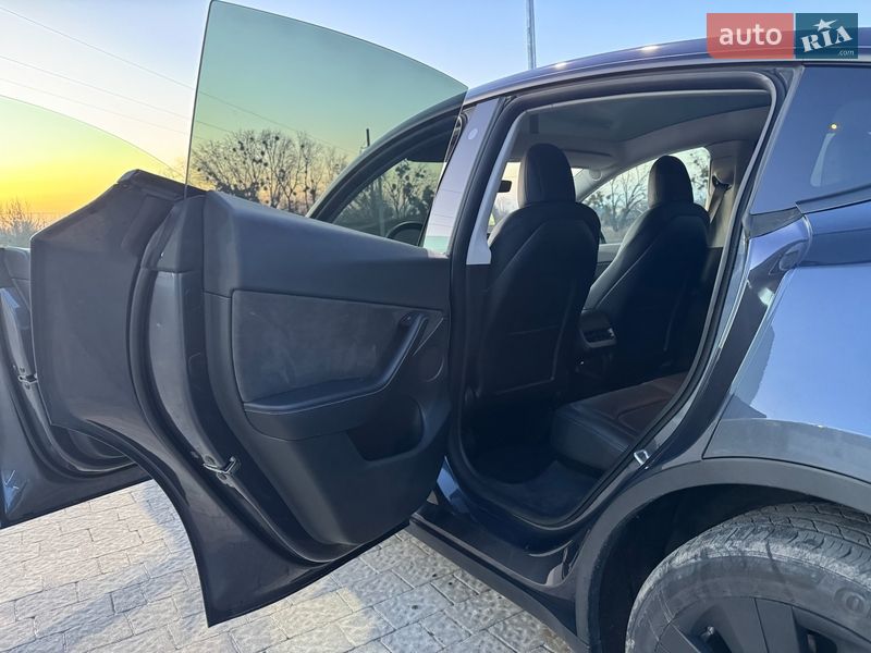 Внедорожник / Кроссовер Tesla Model Y 2022 в Львове фото 41 Внедорожник / Кроссовер Tesla Model Y 2022 в Львове