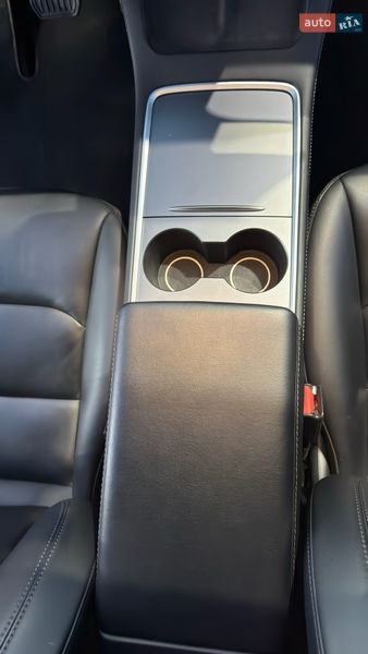 Внедорожник / Кроссовер Tesla Model Y 2022 в Львове фото 48 Внедорожник / Кроссовер Tesla Model Y 2022 в Львове