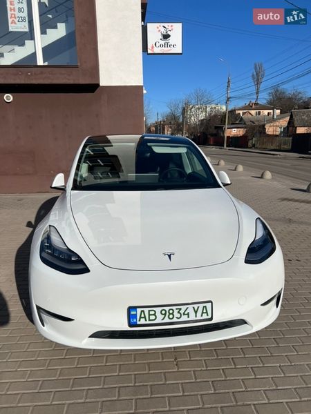 Внедорожник / Кроссовер Tesla Model Y 2020 в Виннице