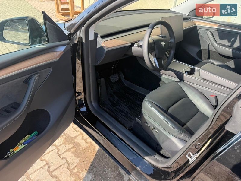 Позашляховик / Кросовер Tesla Model Y 2024 в Рудки фото 11 Позашляховик / Кросовер Tesla Model Y 2024 в Рудки