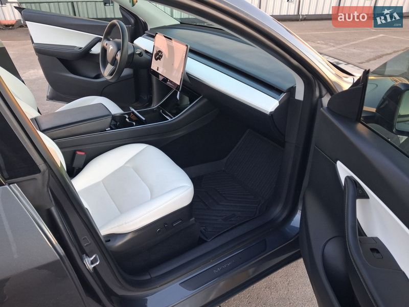 Внедорожник / Кроссовер Tesla Model Y 2020 в Буче