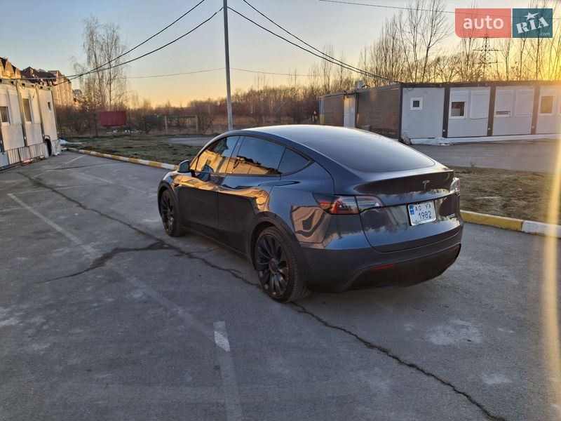 Внедорожник / Кроссовер Tesla Model Y 2020 в Буче