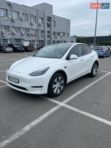 Tesla Model Y 2022 Tesla Model Y 2022