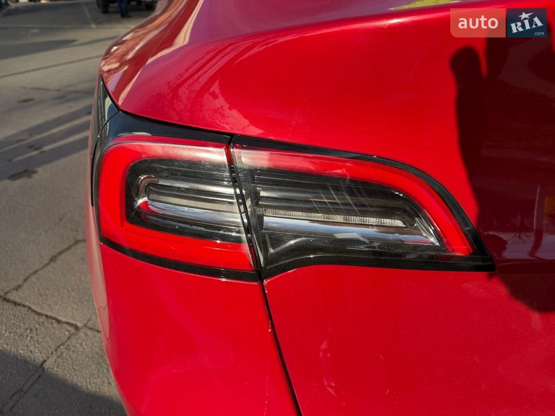 Внедорожник / Кроссовер Tesla Model Y 2020 в Кропивницком