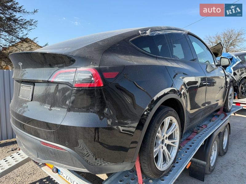 Внедорожник / Кроссовер Tesla Model Y 2022 в Дрогобыче