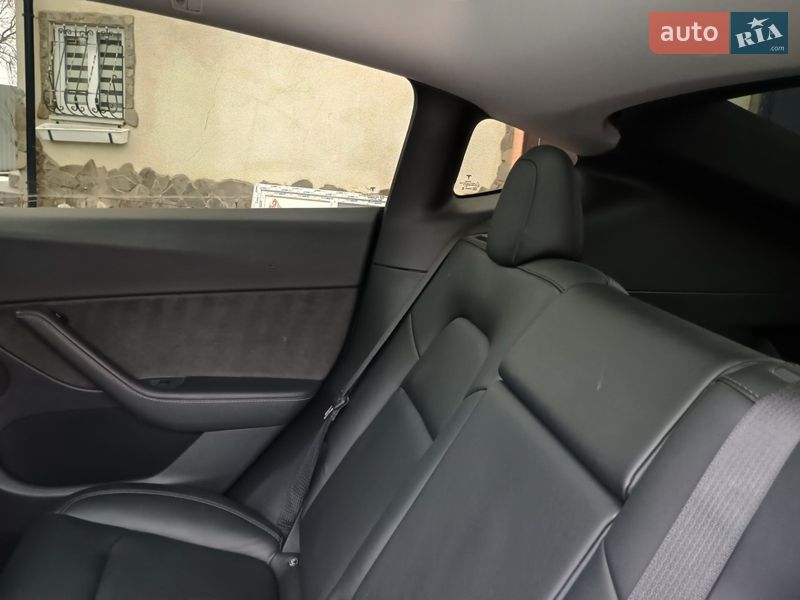 Позашляховик / Кросовер Tesla Model Y 2022 в Самборі