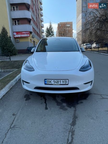 Tesla Model Y 2023 Tesla Model Y 2023