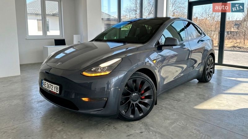 Tesla Model Y 2022