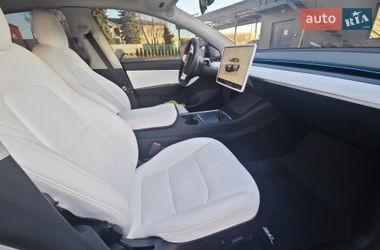 Внедорожник / Кроссовер Tesla Model Y 2022 в Ровно