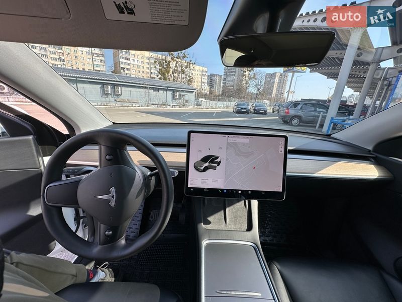 Позашляховик / Кросовер Tesla Model Y 2021 в Львові