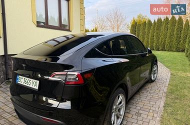 Позашляховик / Кросовер Tesla Model Y 2022 в Львові