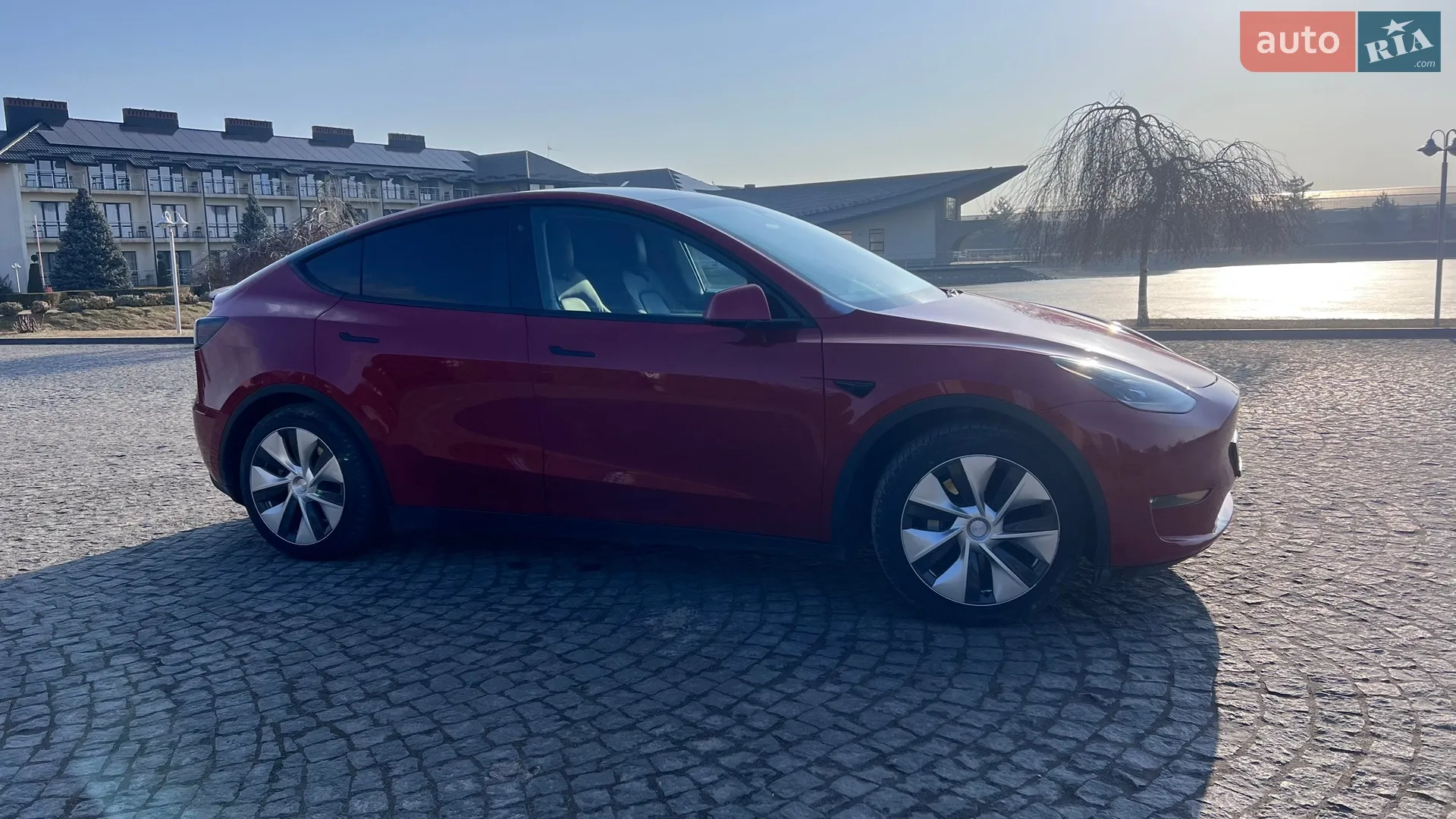 2020 Tesla Model Y - мініатюра 5