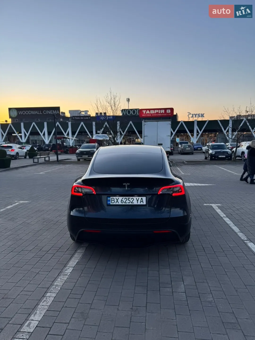 2024 Tesla Model Y - мініатюра 6