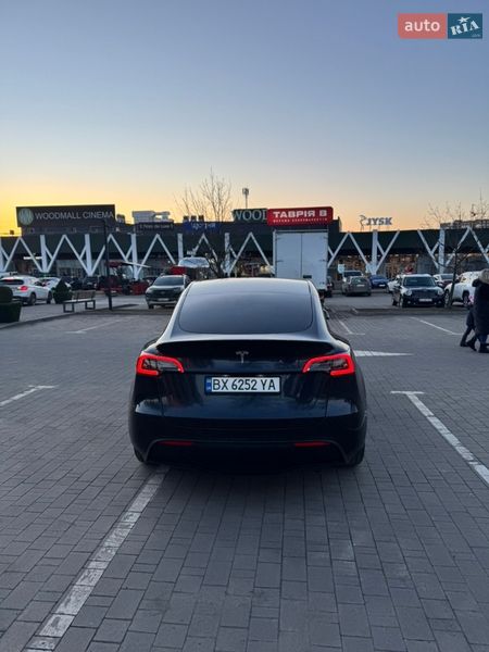 Позашляховик / Кросовер Tesla Model Y 2024 в Хмельницькому