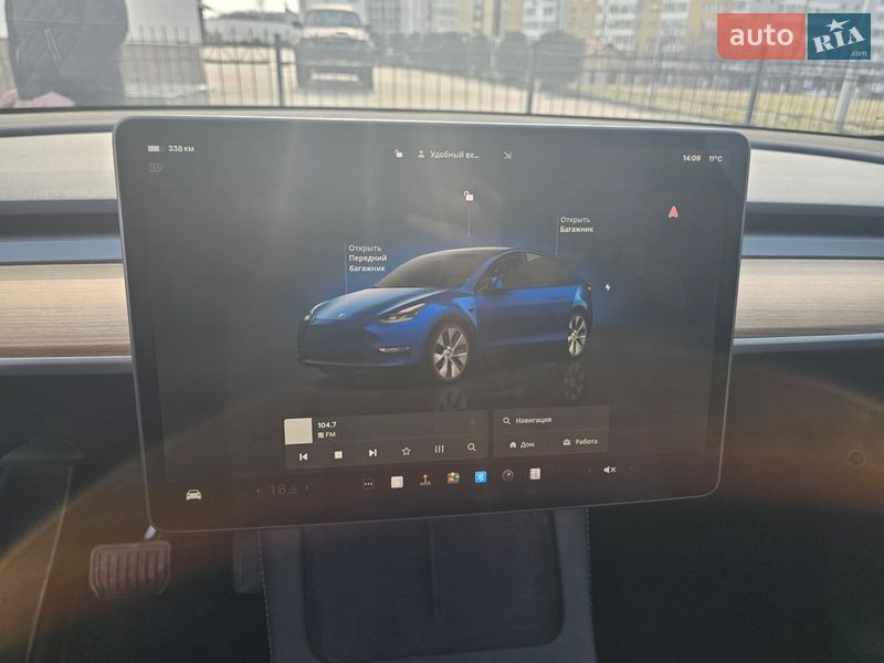 Внедорожник / Кроссовер Tesla Model Y 2023 в Львове