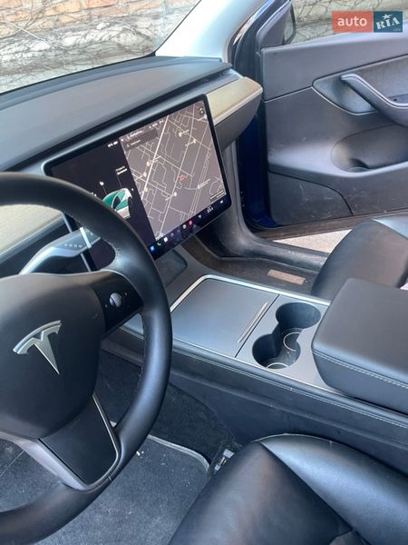 Позашляховик / Кросовер Tesla Model Y 2020 в Кривому Розі